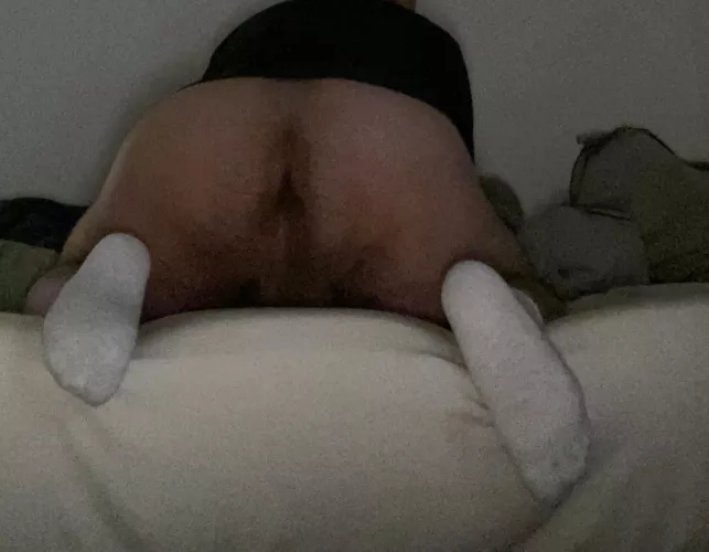 [90241] DL Bro Looking for lowkey BF