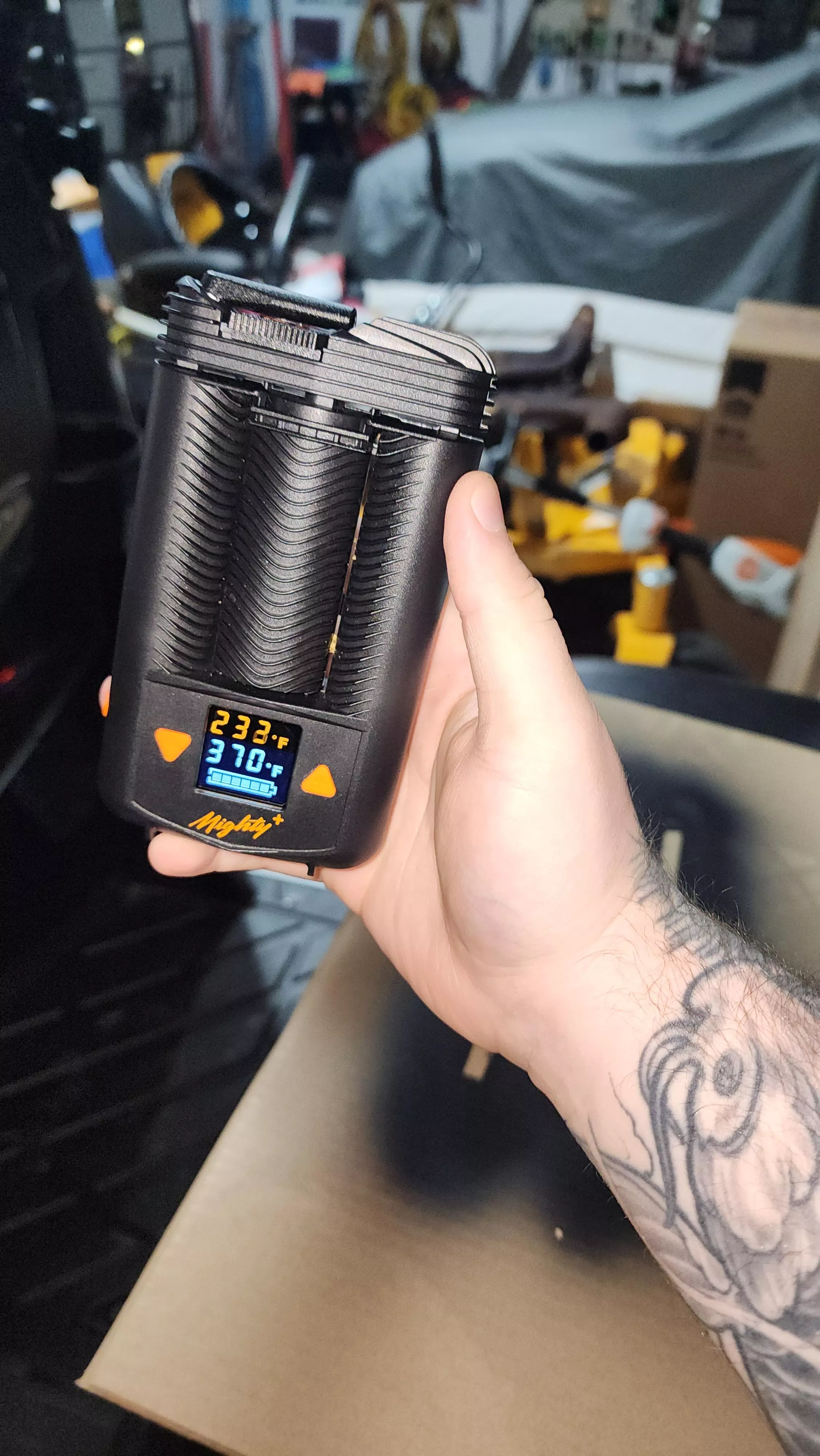 A little detour to the garage before Thanksgiving dinner. Happy Thanksgiving yall! Enjoy your time with your families!🦃