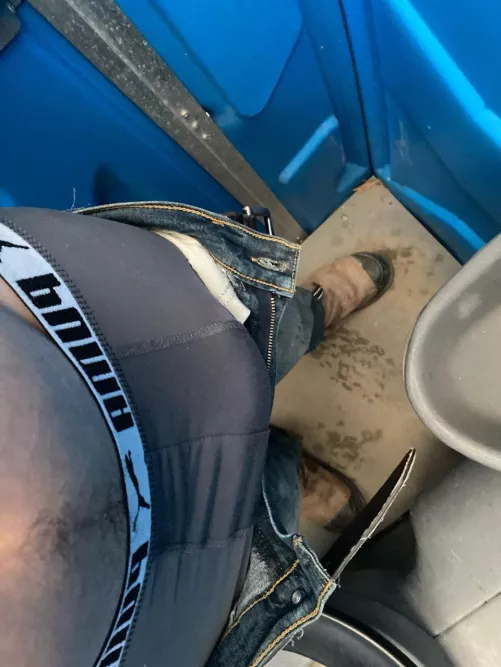 Anyone want to piss while I cum at work 