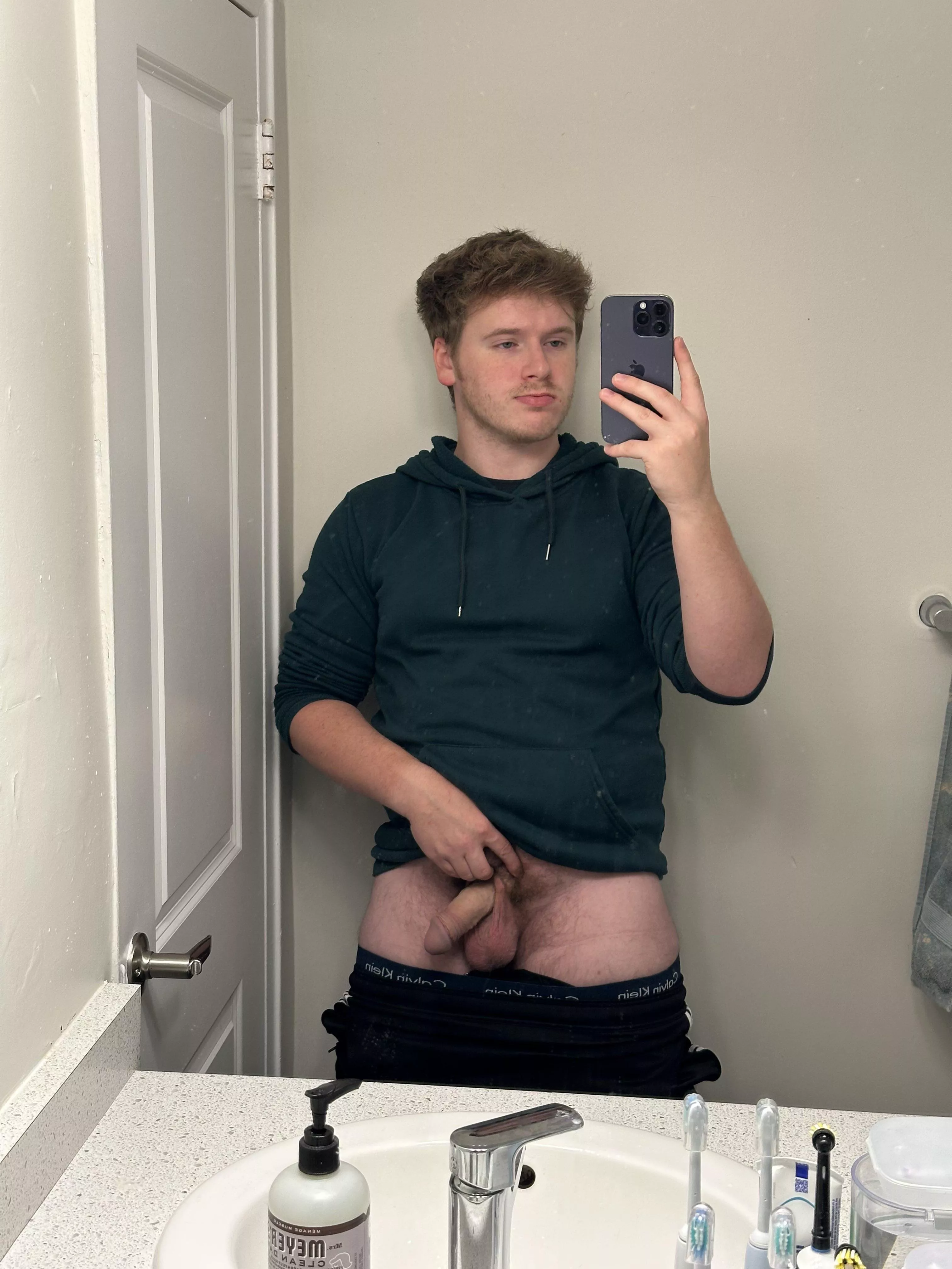 big dick and big balls, plenty to play with 🤤 [27]