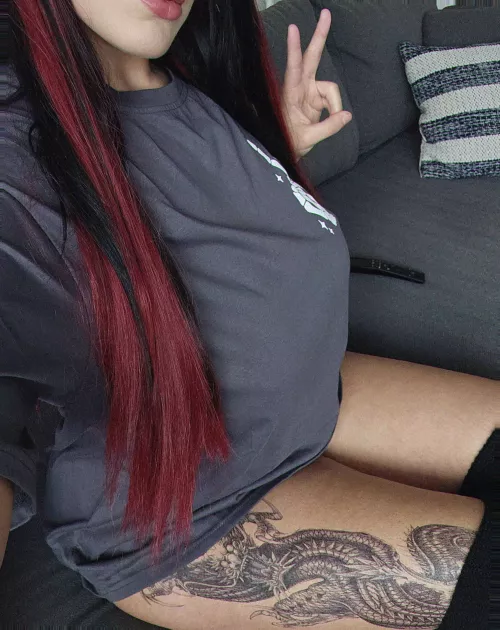 Bored nurse seeks thrilling conversation 27F