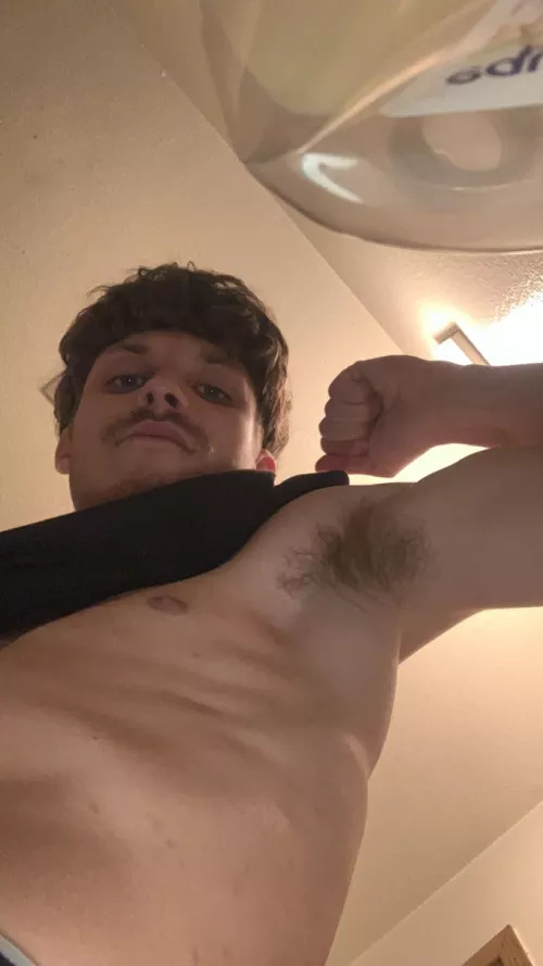 Come show me how thankful you are looser 😈