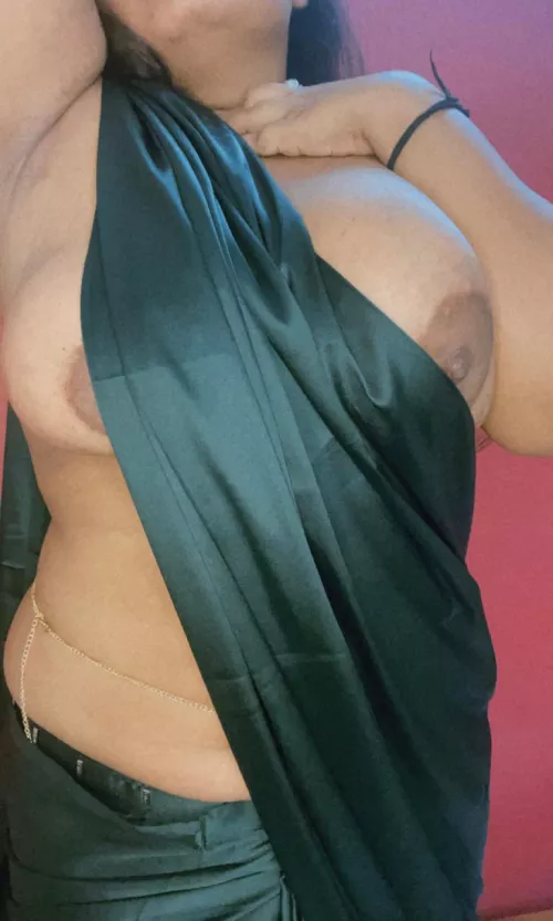 Do i look good in saree?