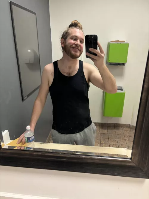 Dressing sluttier at the gym lately 🤭 Return Our 3P Tools/Apps 