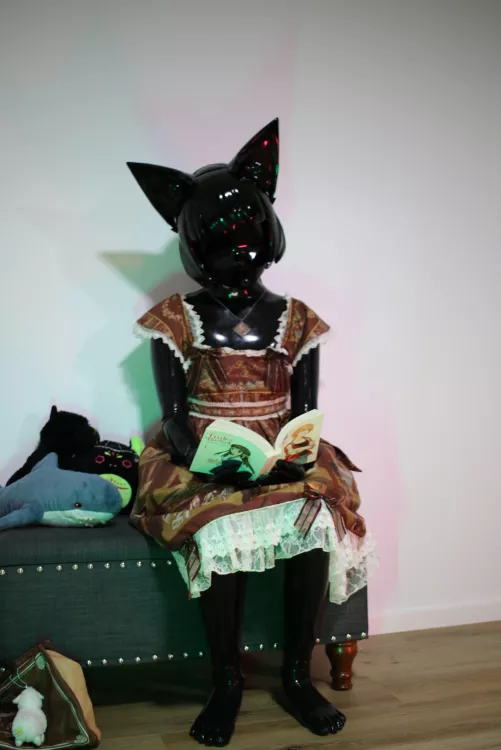 Enjoying a little me-time 🤗 (📸 + 👘: @drone-0635)