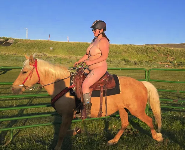 Glad to have a place i can post this beautiful girl🩷