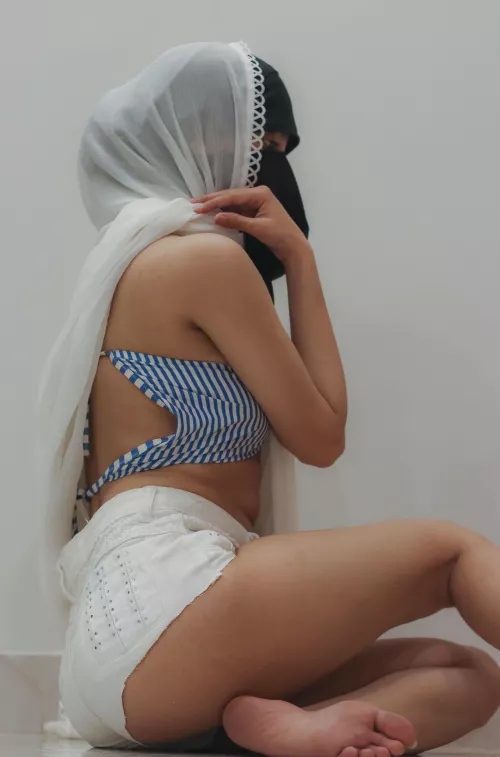 guys think my hijab makes me innocent but trust me i have a dirty mind