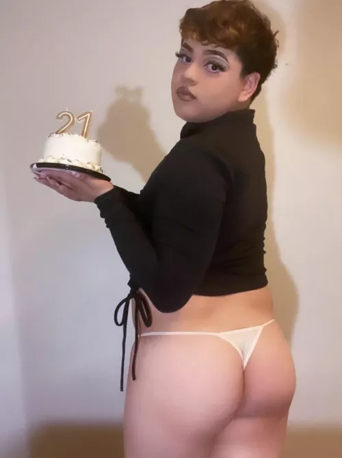 Hope my turkey gets stuffed today and hope I stuff some too 🍆🍑