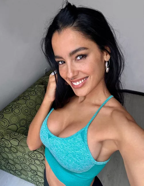 hope you like latinas