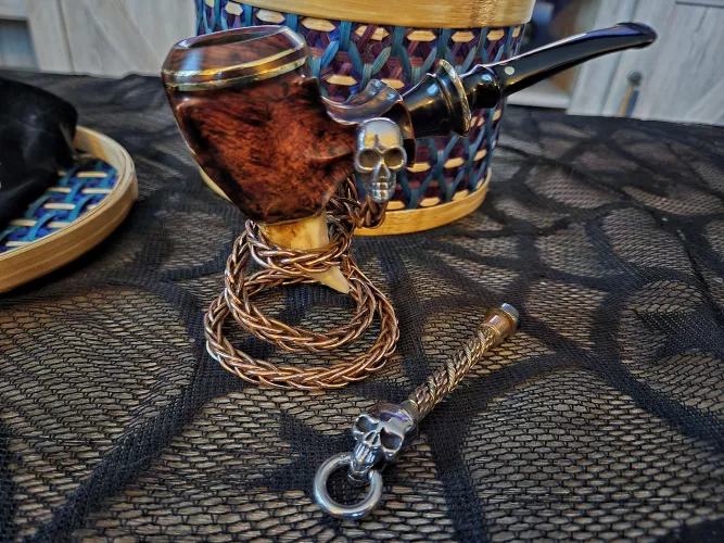 I got my commissioned pipe from Pagan Pipes just in time for my birthday tomorrow