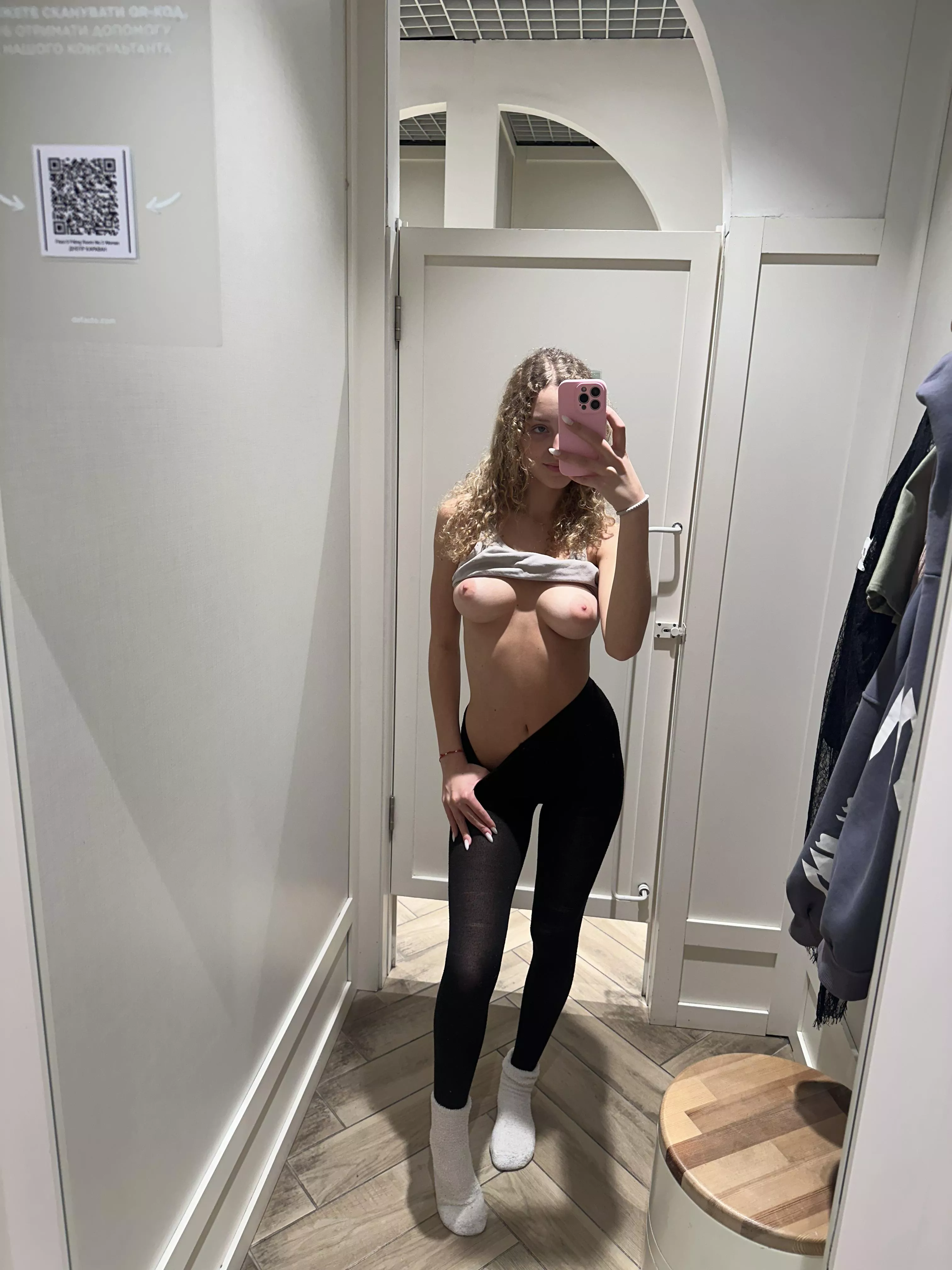 I love taking hot photos in fitting rooms it's always very hot 