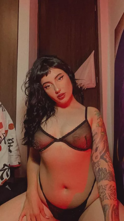 Ill let your hands explore my body!