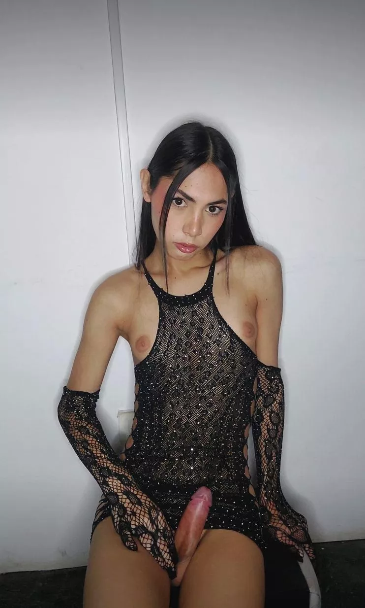 I’m loving this outfit for tonight