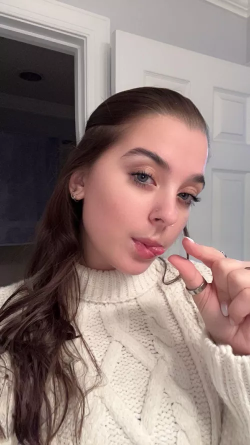 im the only thing you betas should be thankful for this thanksgiving 💋