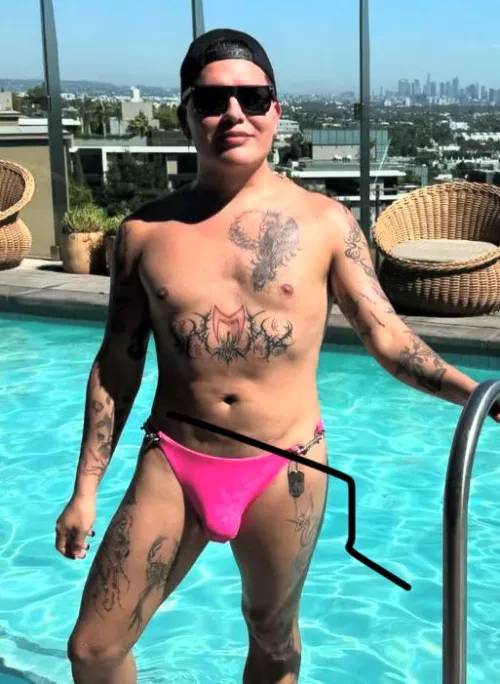 Injector who advertises Scrotum Filler Services 