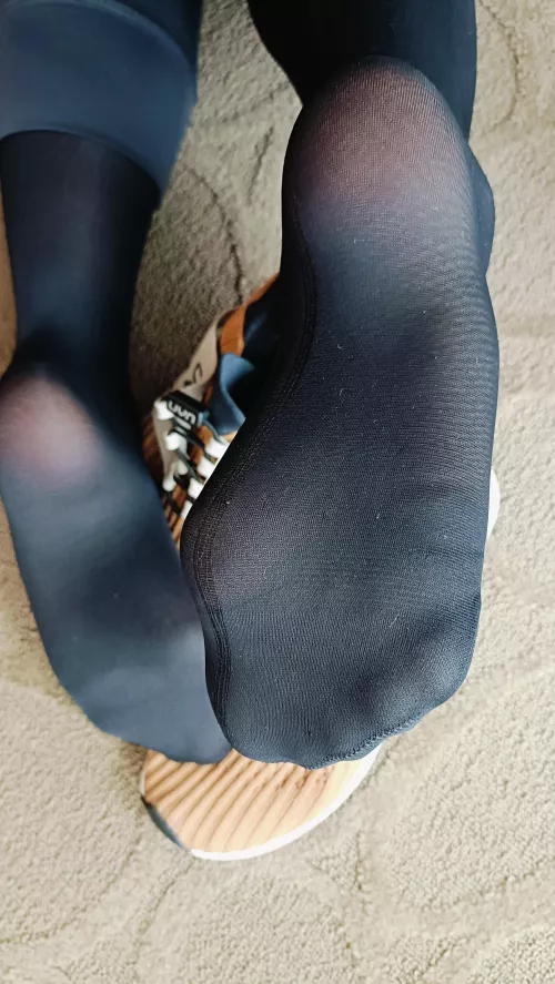 Is this the right position for you to get closer to my soft nylon soles? 👃