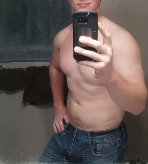 [M] 33M - Dad bod or fit?