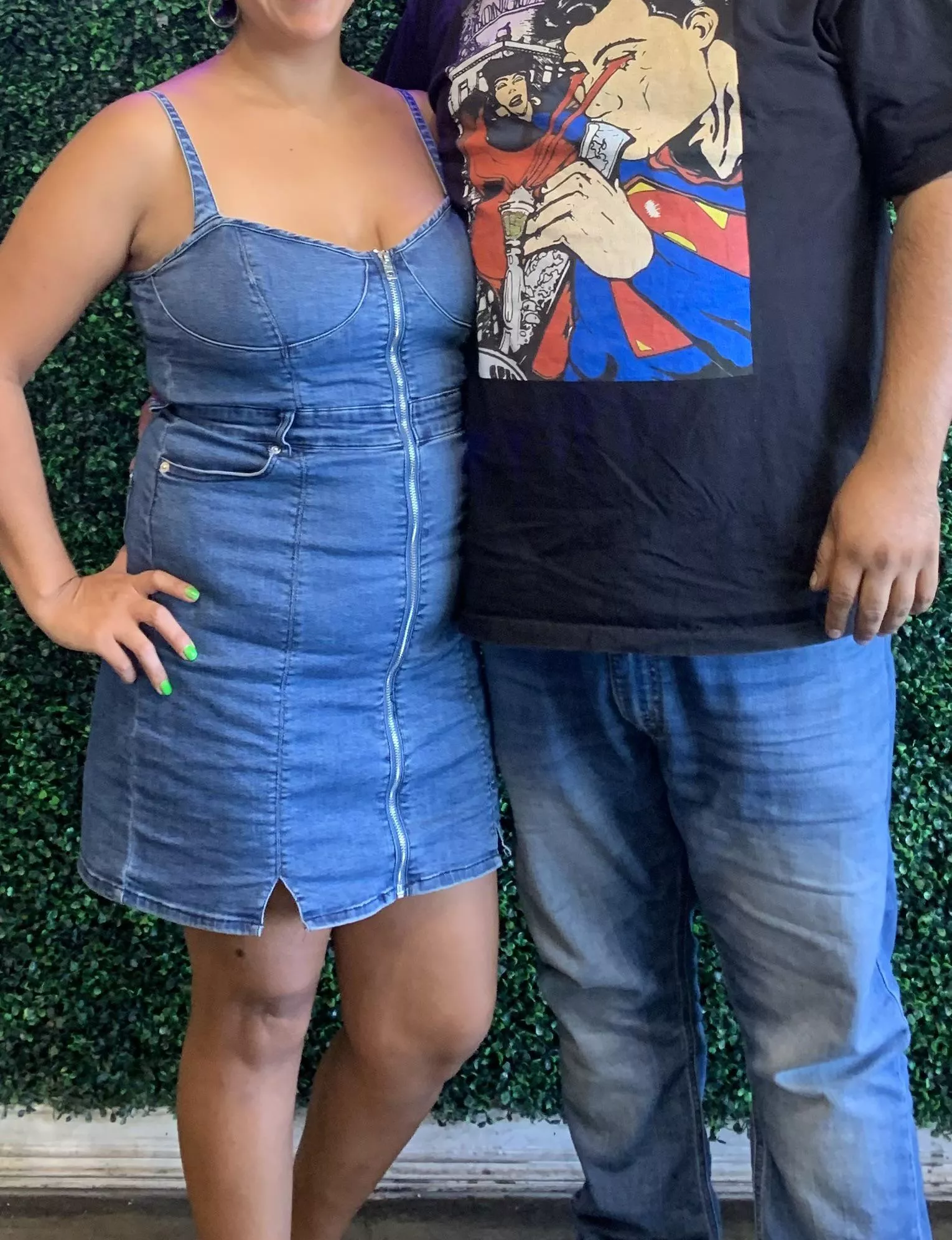 MF4F Looking to add a female to the fun in and outside the bedroom 🦄