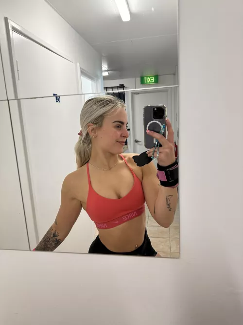 My belly button needs some licking