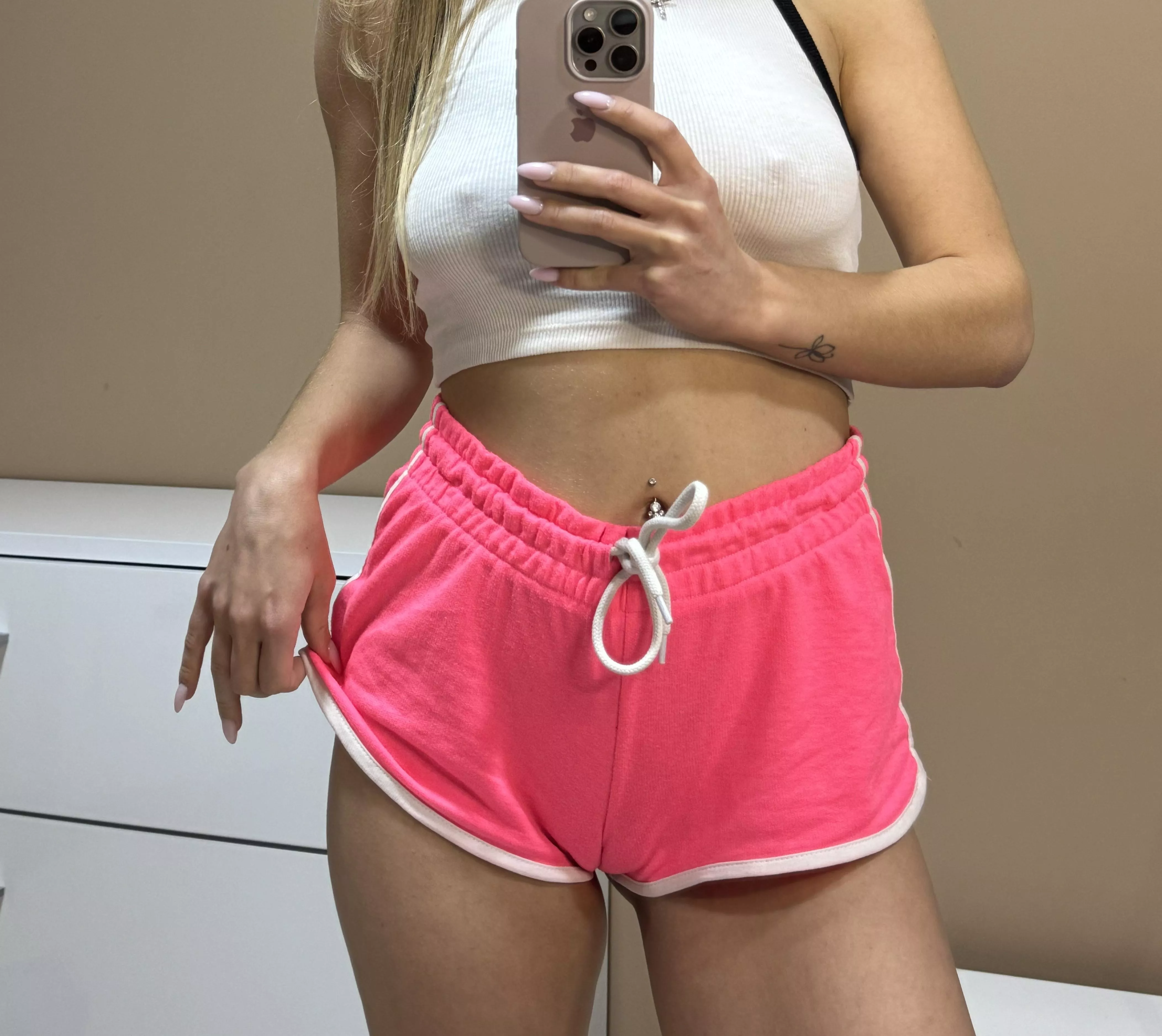 my camel's foot is good enough in these shorts