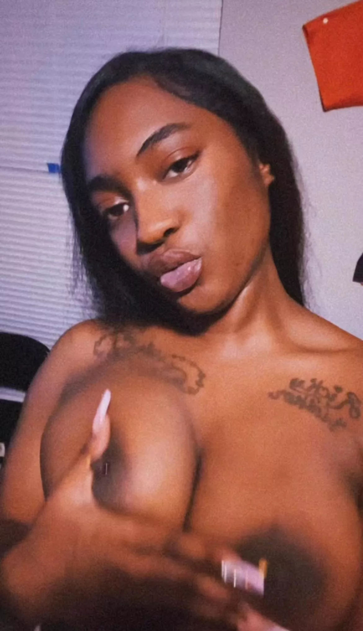 Natural pretty boobs 