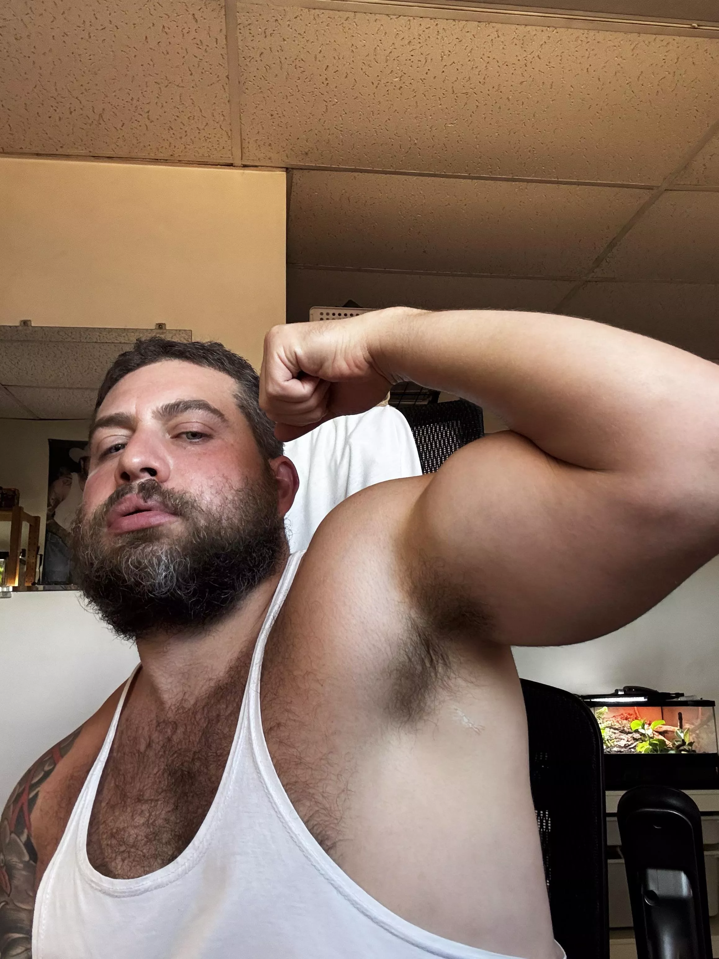 Need someone to sniff me