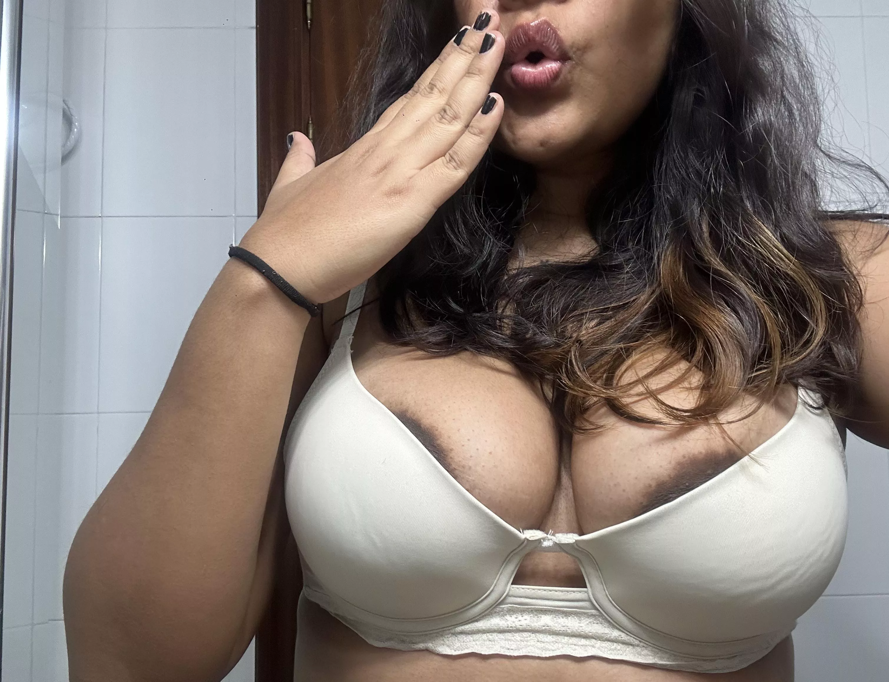 Oops, I don’t think I had to send you this, srry hehe