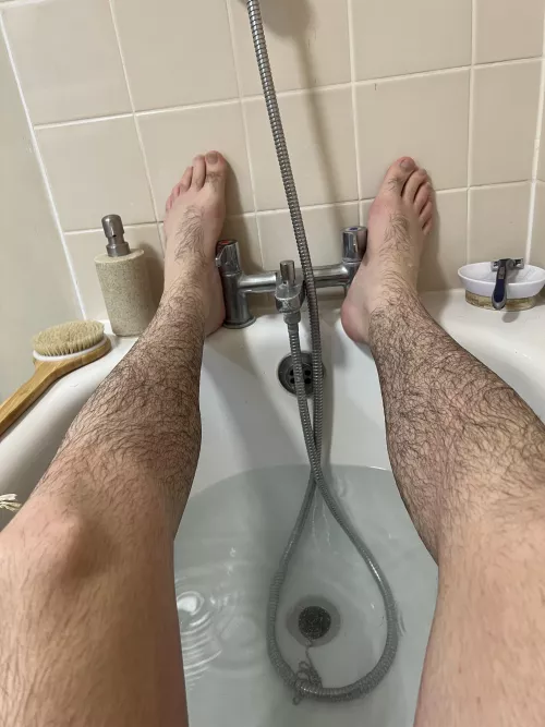 Perfect Size 11 UK feet👣 6ft4. Big dick🍆Dms open😈💪🏼