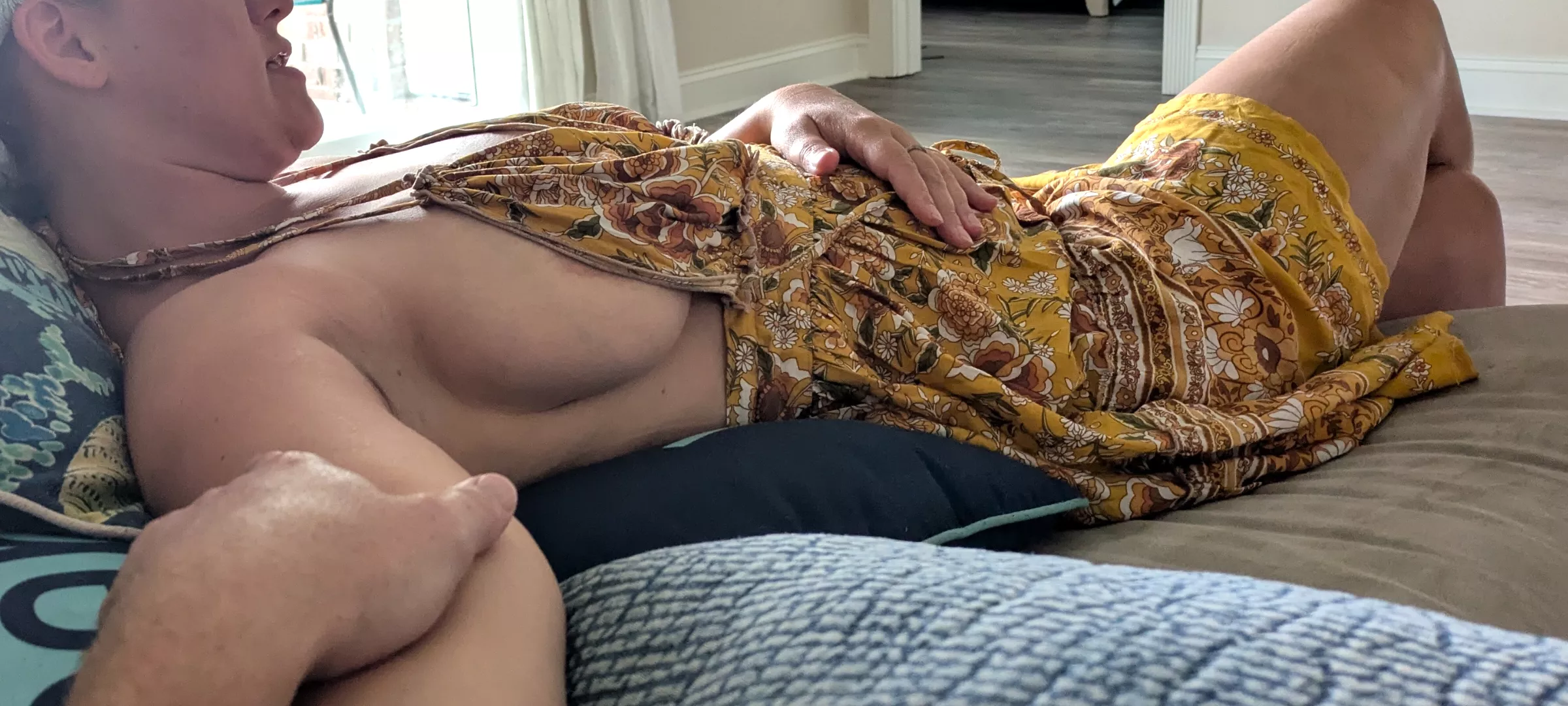 Perhaps this dress is tied a little loose? 