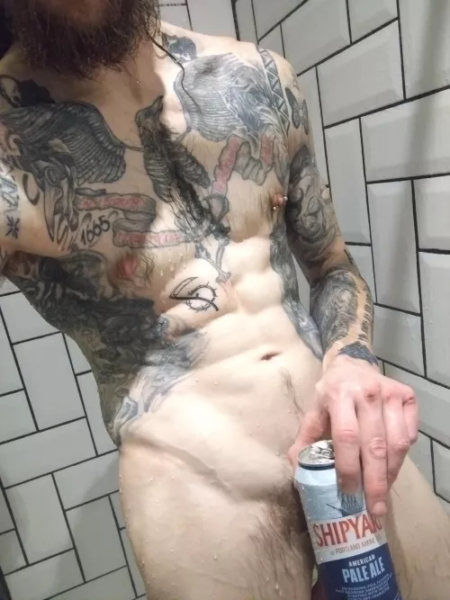 Shipyard American Pale. Hope you've all had a good day.