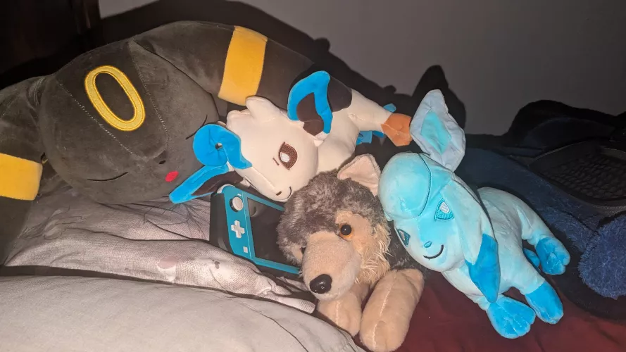 Soooo sleepies but need to stay upppp 