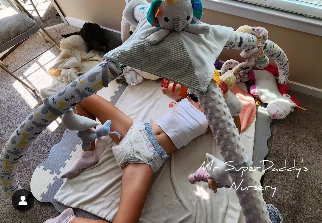 The babys love daddys nursery. It gives them instant little feels