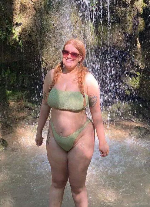 The waterfall was very lucky that day. 