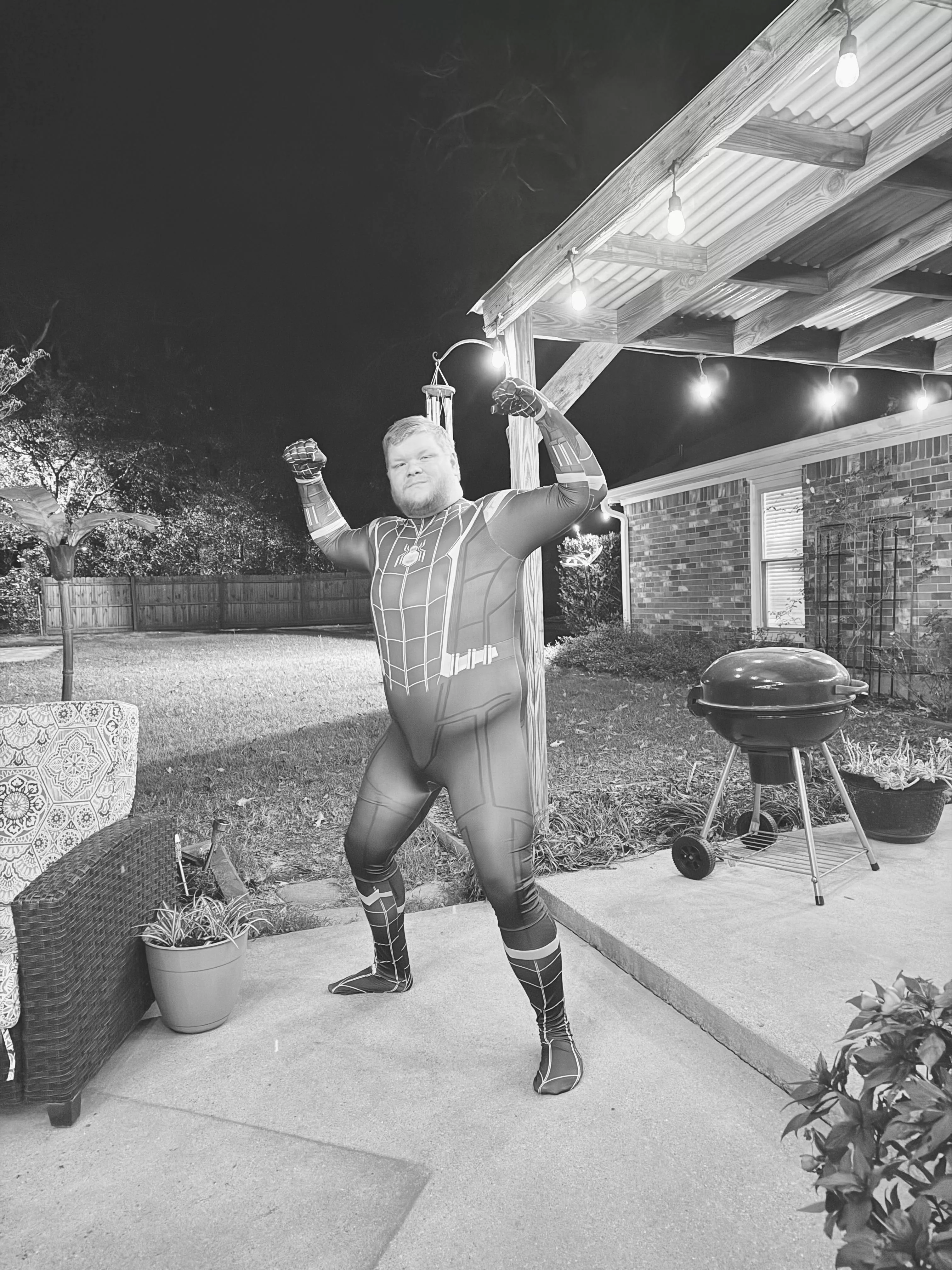 Who wants to come hangout? 