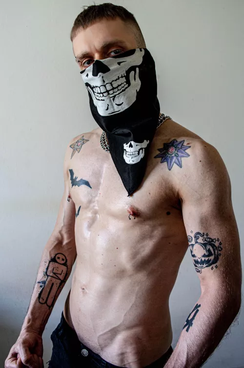 Worshiping my body will take the full day, make sure you’re free to do so properly