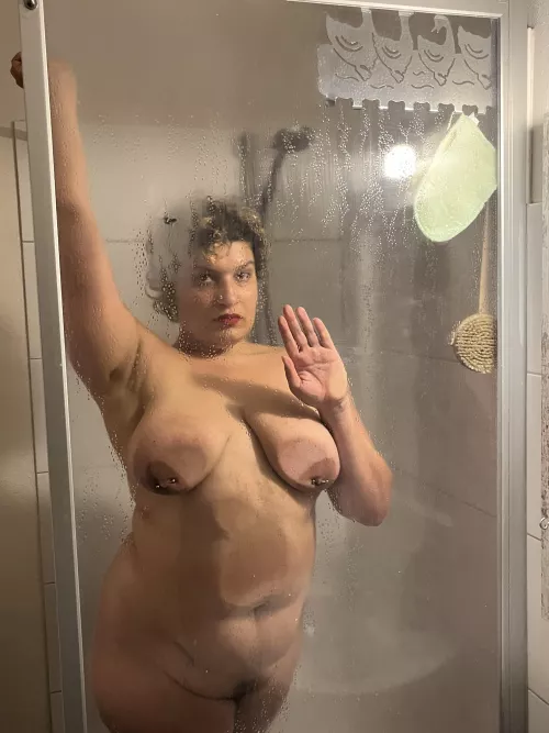 Would you wanna be the big or little spoon