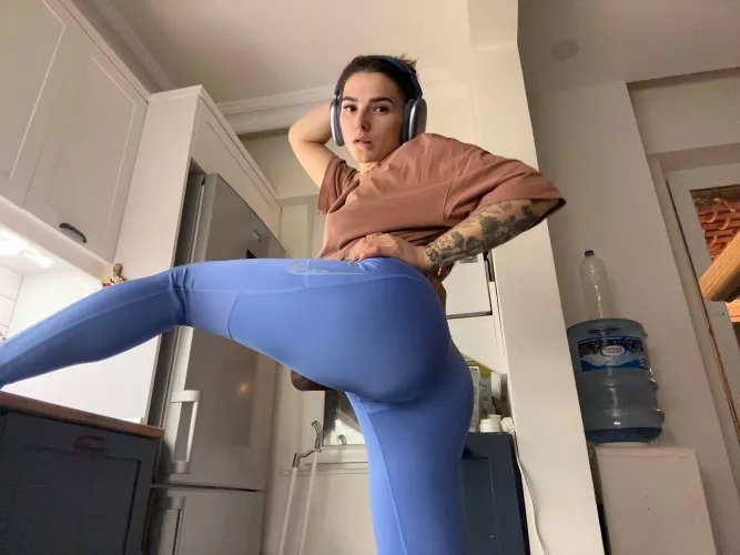 you could pull these leggings off me and spank my ass
