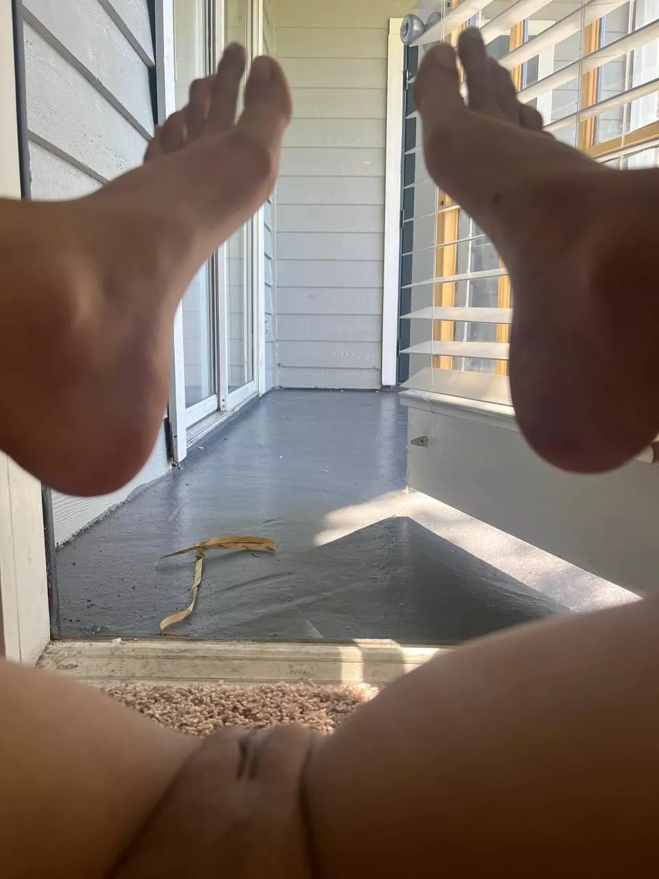 18f obsessed with being looked at and gooned by older men….. 