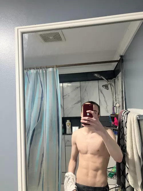 19🤴 looking for a long term sub