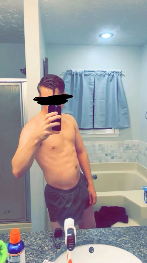 23 [M4F M4MF] #Murfreesboro Soldier home on leave until Saturday 