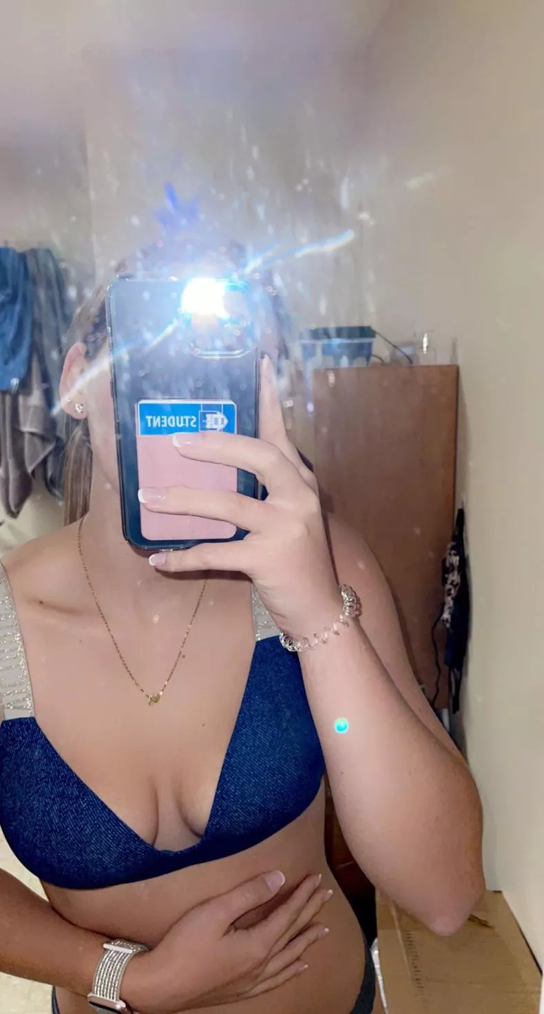 24 [F4MM] looking for 3sum morning/afternoon