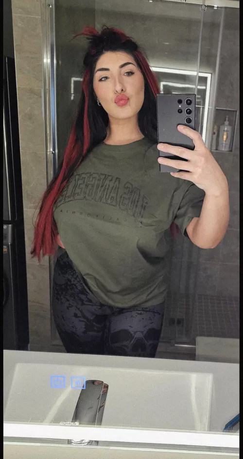 27F Nurse in Iowa city 