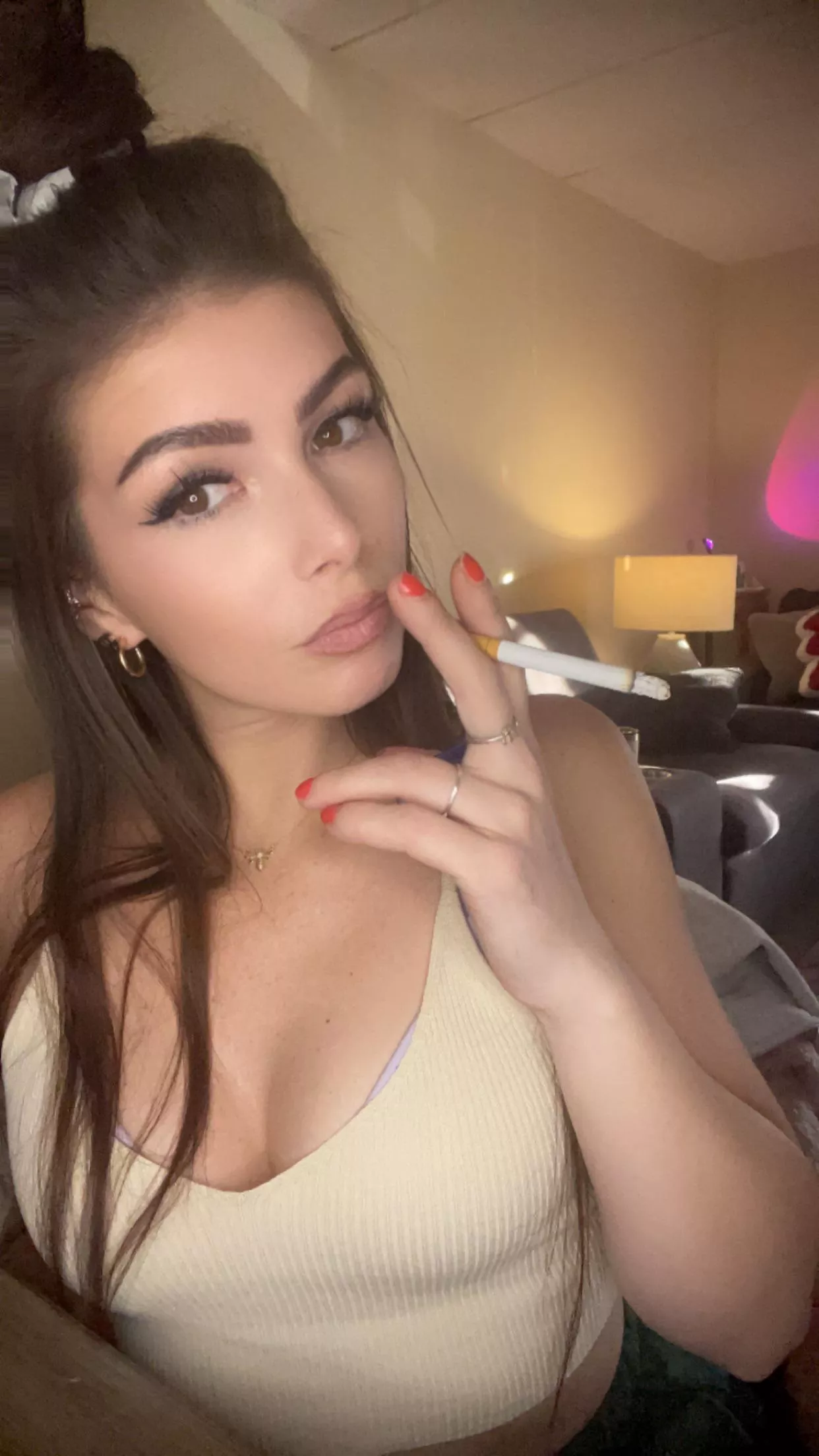 A little smoke, a lot of milf attitude