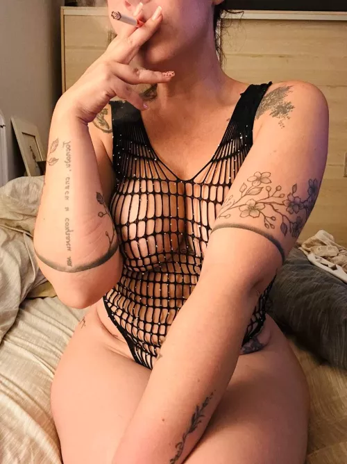 a puff on my cigarette, a blowjob on your cock, repeat