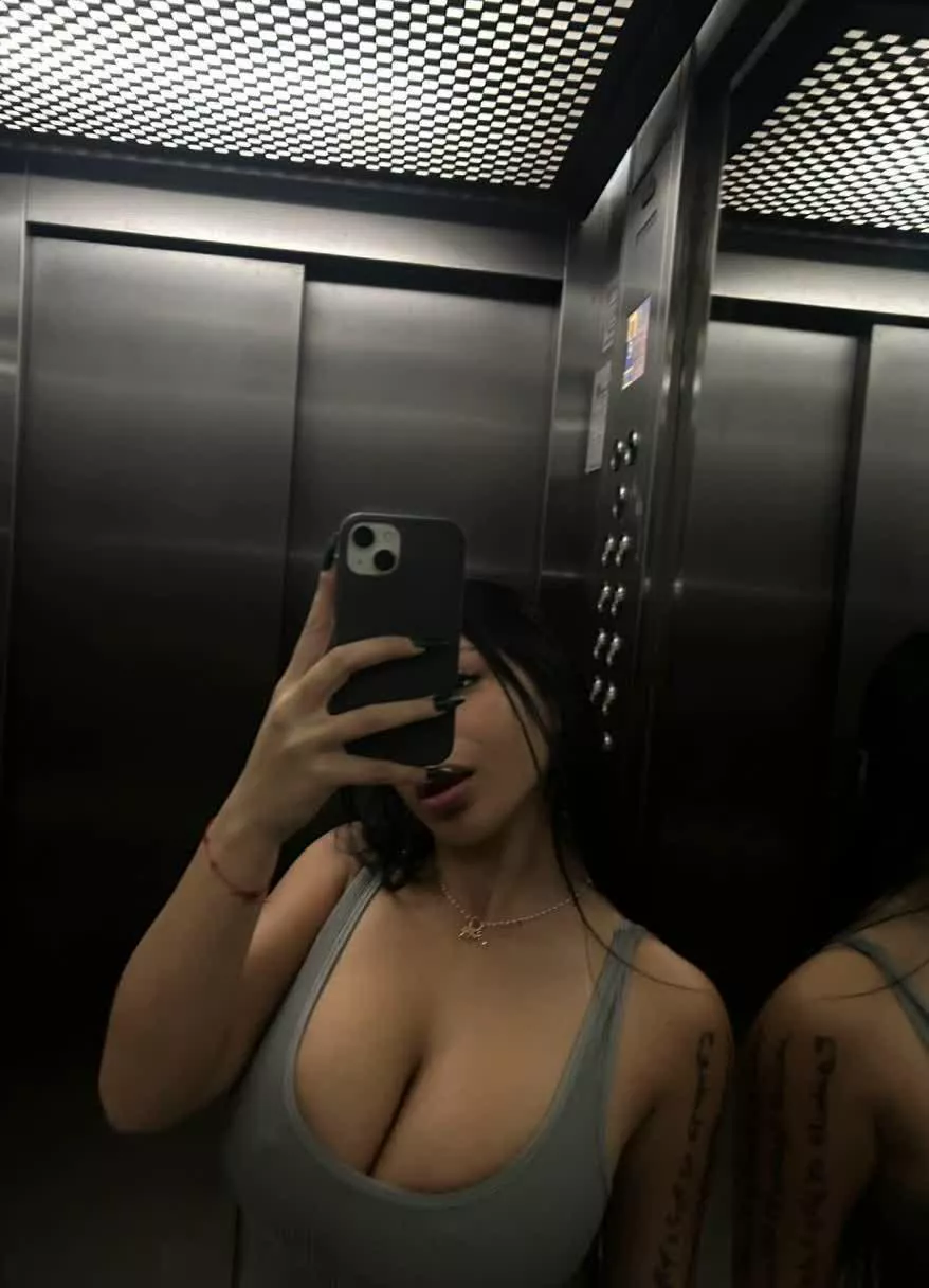 Any house parties Next week?