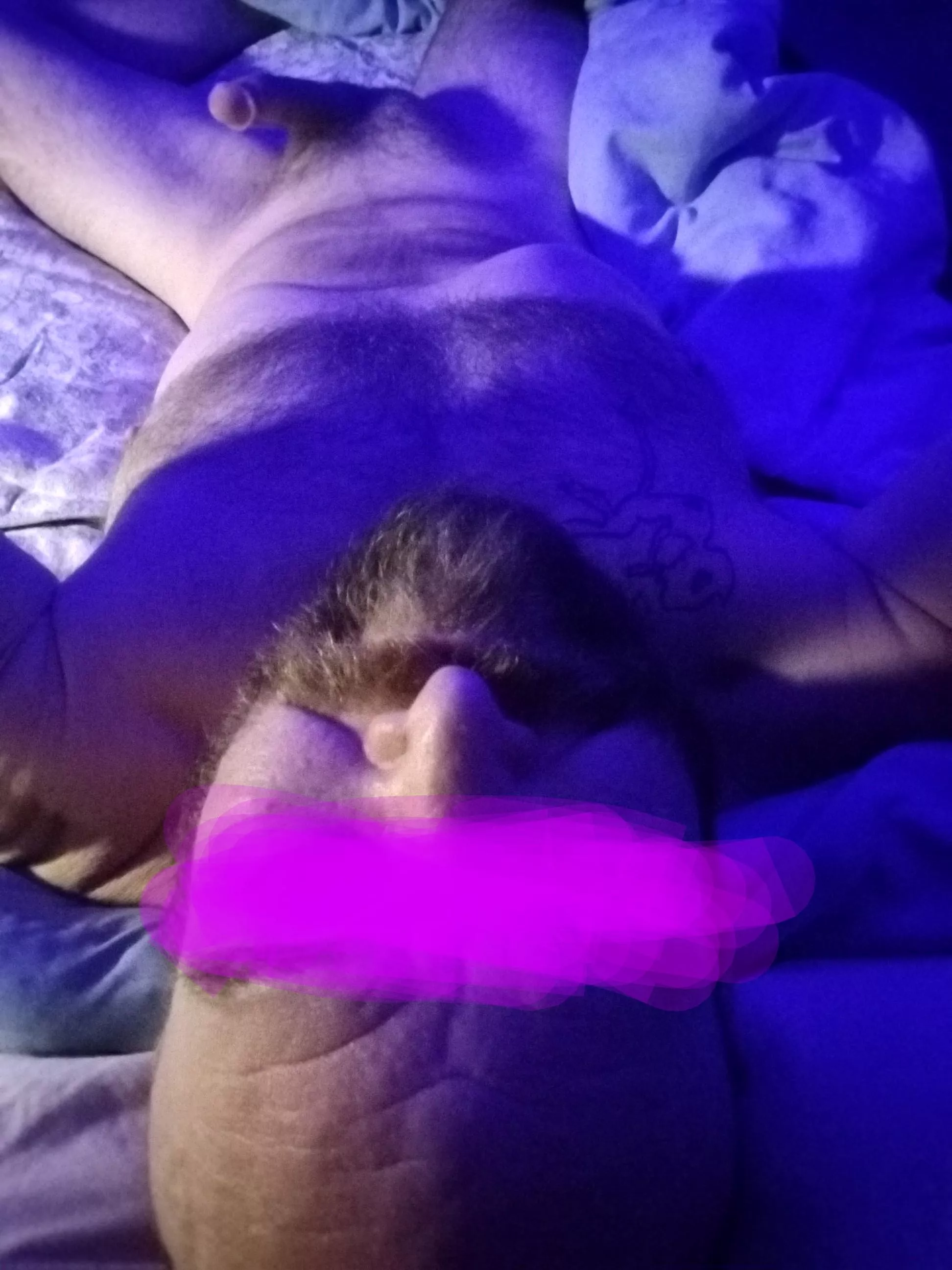 Any milf into dad bods