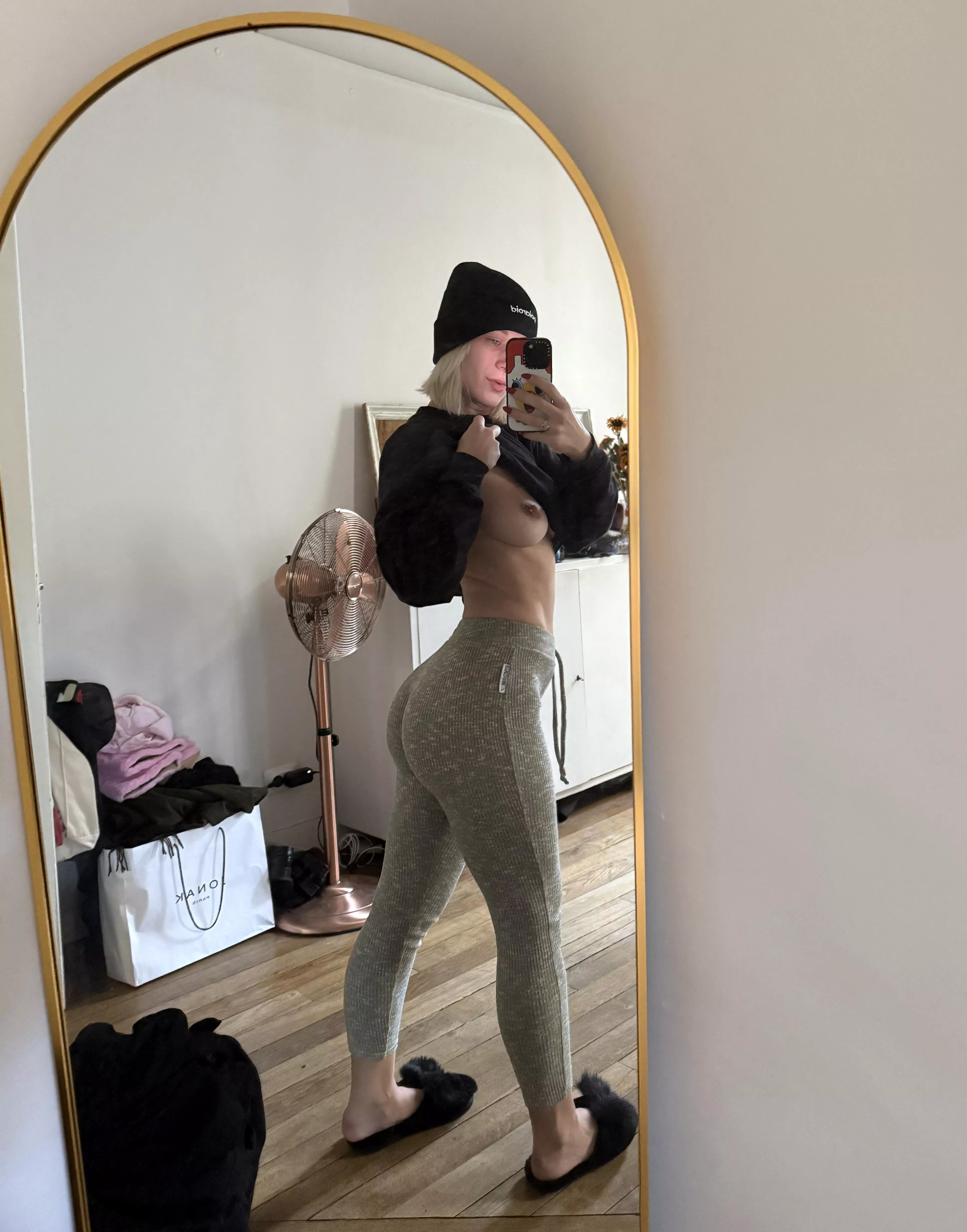 Booty poppin’ this morning 