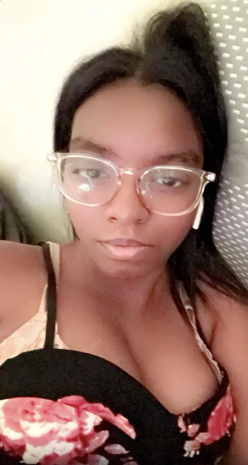 Can I be ur choc slut?x