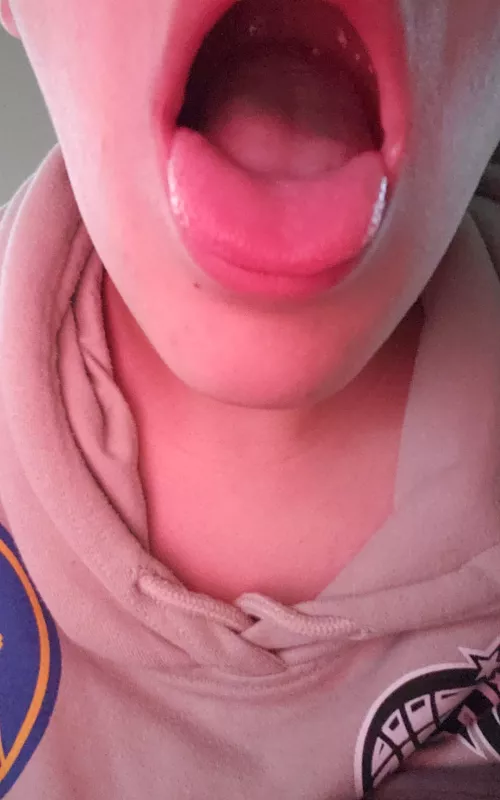 Can somone use my mouth! 🥺 [18]