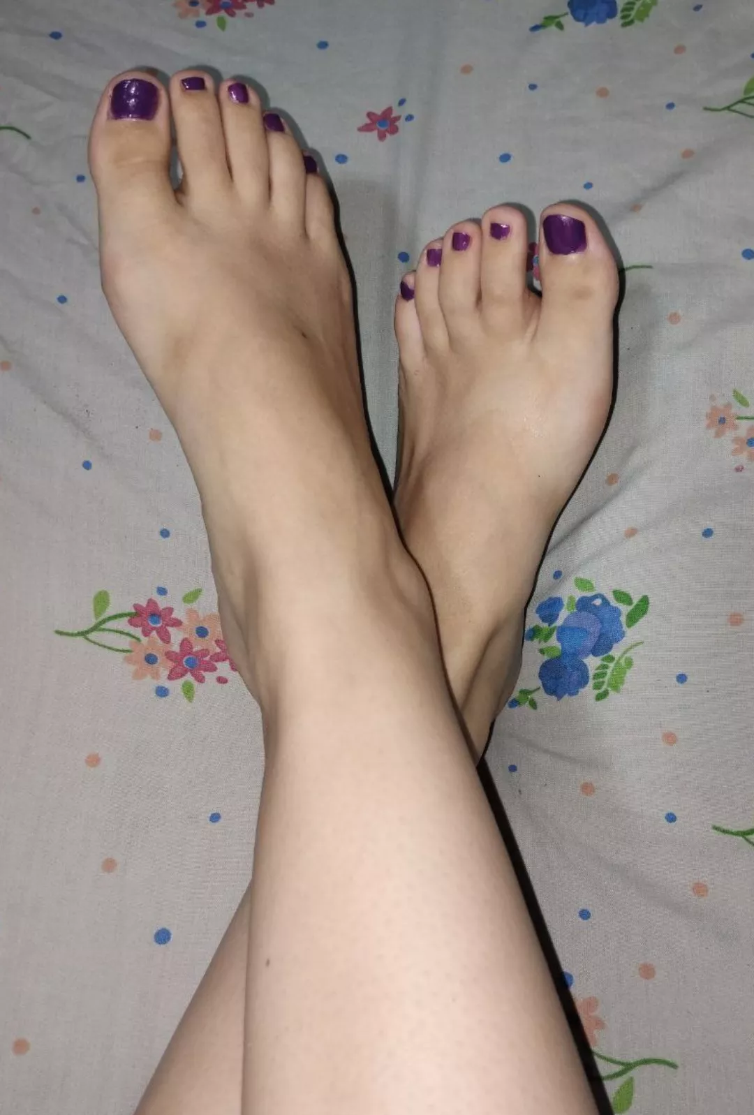 Do my white fingers turn you on? 